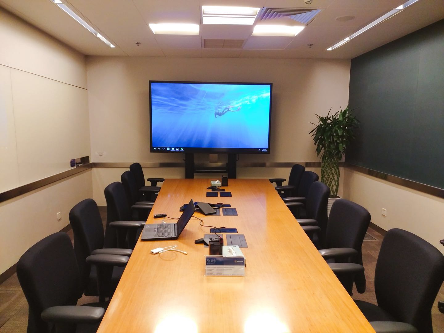 1531979528375035390.jpg 9.jpg